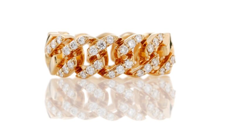 Hazoorilal Legacy Unveils Zoori – Gold Collection Drape yourself in an array of gold jewelry pieces that align perfectly with your design preferences, adding an extra touch of festive glamour