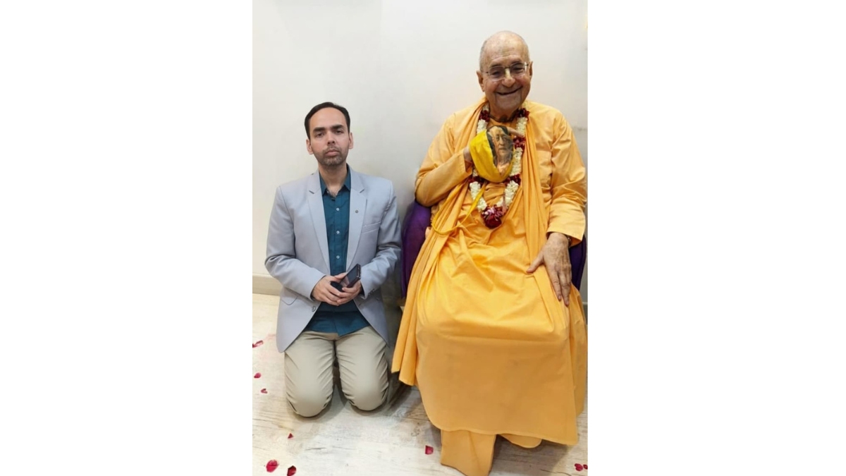 Renowned film director Vipin Agnihotri joins hands with Giriraj Swami for a unique spiritual initiative