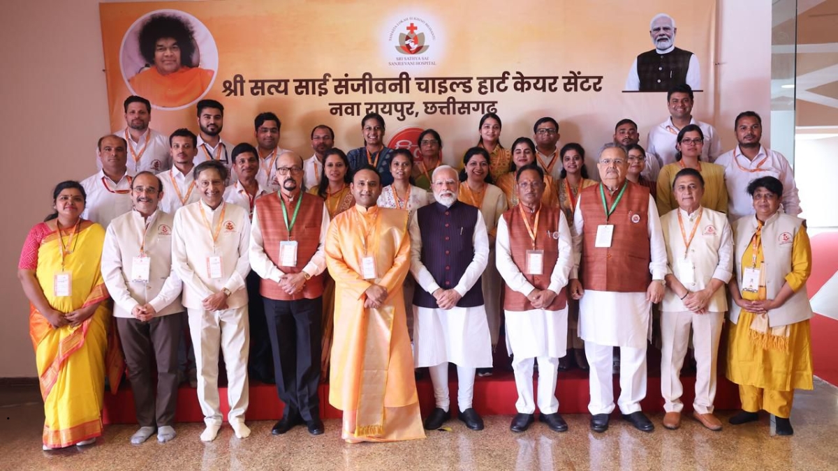 Honourable Prime Minister Shri Narendra Modi Graces the Largest Gathering of Paediatric Cardiac Surgery Patients at Nava Raipur